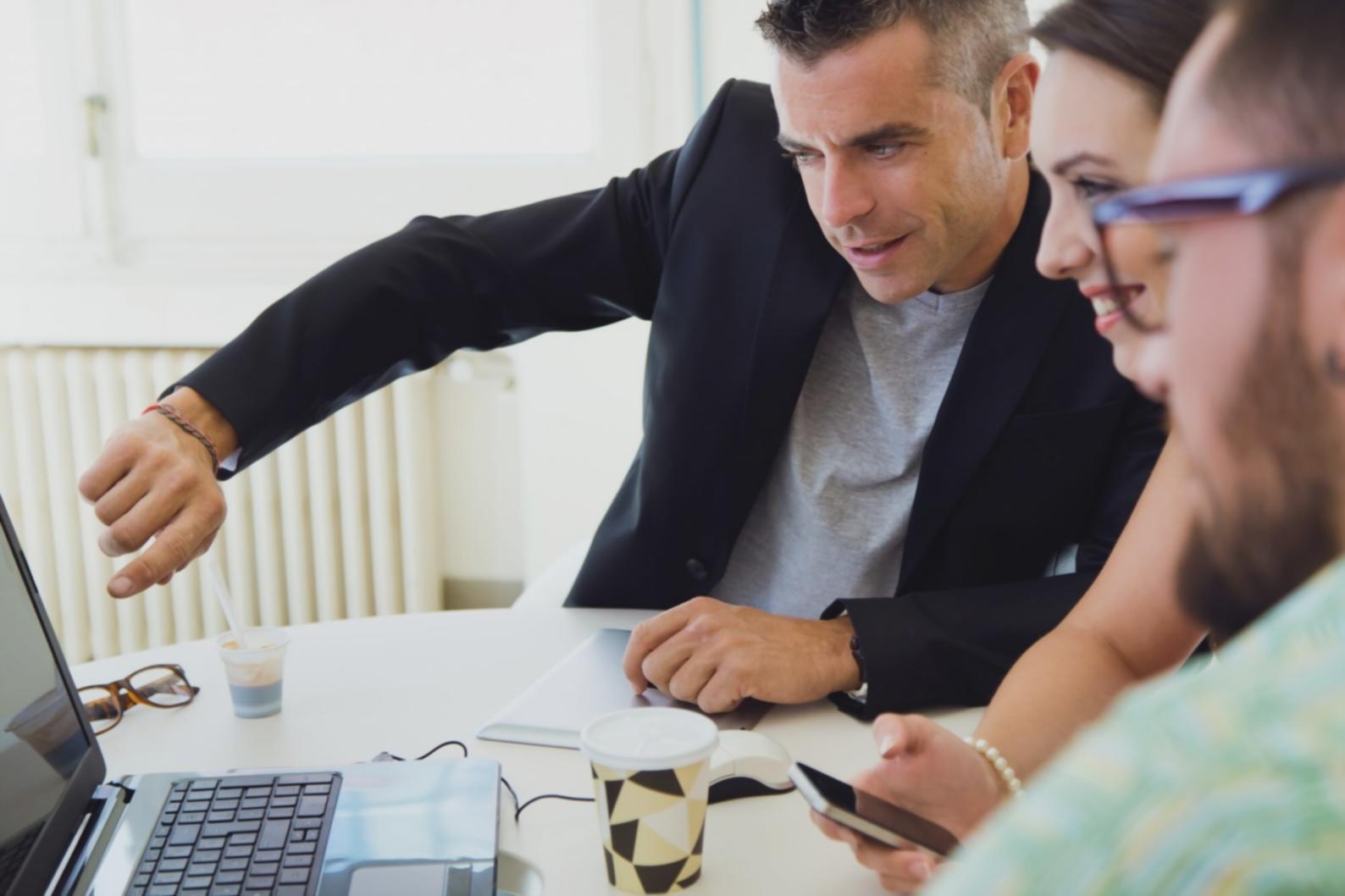 Analyse de documents financiers en séance